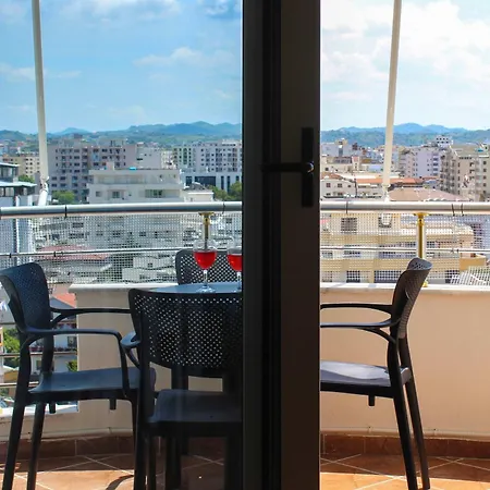 Blue Horizon C59 Apartment *