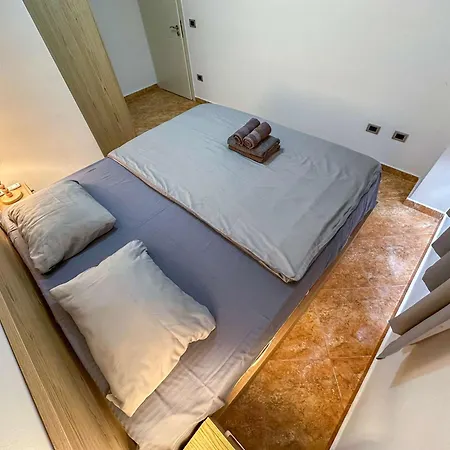 Blue Horizon C59 Apartment *