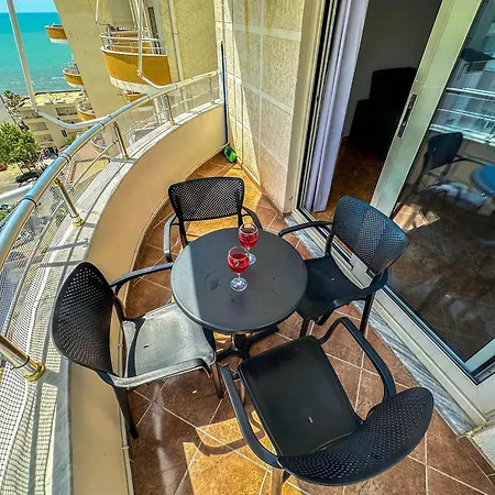 Blue Horizon C59 Durrës
