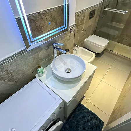 Blue Horizon C59 Apartment